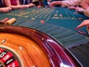 Les casinos du Net distancent les casinos terrestres