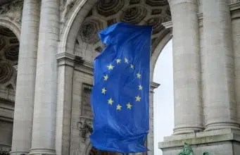 Pourquoi la réglementation MiCA bouleverse l’écosystème tech européen en 2026 Pourquoi la réglementation MiCA bouleverse l'écosystème tech européen en 2026