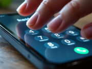 Comment utiliser le clavier de l’iPhone pour composer des numéros facilement ? découvrez comment utiliser efficacement le clavier de votre iphone pour composer des numéros en toute simplicité. suivez nos astuces et conseils pratiques pour gagner du temps et améliorer votre expérience d'appel.