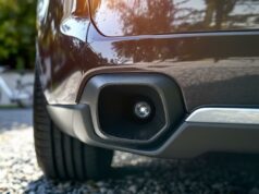 Les caractéristiques à rechercher dans une caméra de recul pour Peugeot 3008 III découvrez les critères essentiels pour choisir une caméra de recul adaptée à votre peugeot 3008 iii, alliant sécurité, qualité d'image et facilité d'installation.