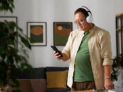 Comment sensibiliser et former les séniors à l’utilisation des appareils intelligents ? appareils intelligents