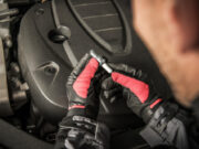 Tester une bougie d’allumage avec un multimètre : voici comment faire ? bougie d'allumage