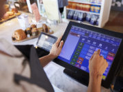 Voici comment choisir le meilleur logiciel d’une caisse enregistreuse pour ses besoins caisse enregistreuse