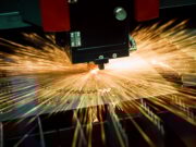 Boostez votre entreprise grâce à la technologie de gravure et de découpe au laser Boostez entreprise