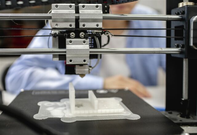 défis complexes grâce à l'impression 3D SLS