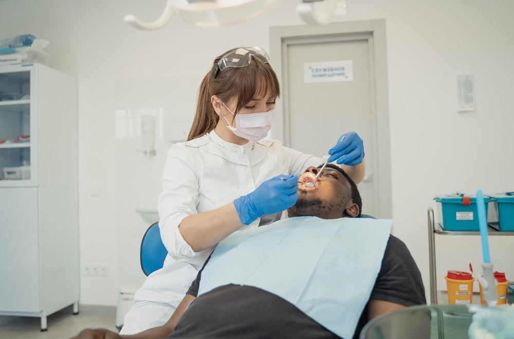Besoin d’un dentiste de garde ? Trouvez les infos ici