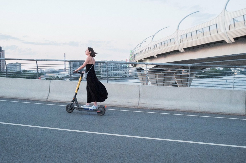 des trottinettes électriques