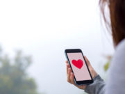 Quelques astuces pour draguer sur les réseaux sociaux draguer reseaux sociaux