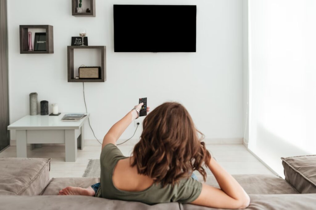 comment réinitialiser une tv samsung avec un écran noir
