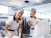 Comment bien choisir un lave-linge professionnel pour votre activité ? Nos conseils d’expert lave-linge professionnel