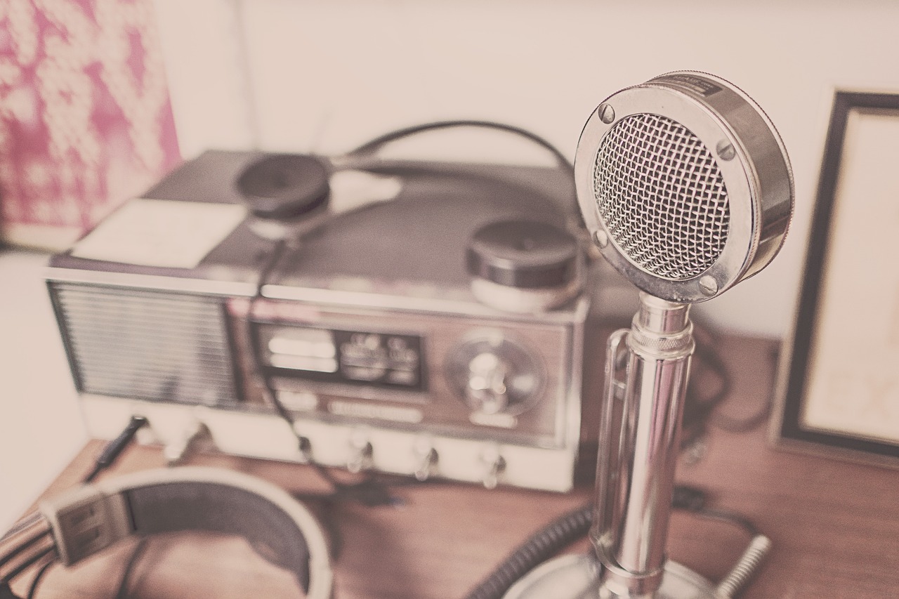 Microphone, Écouteurs, Radio, Ondes