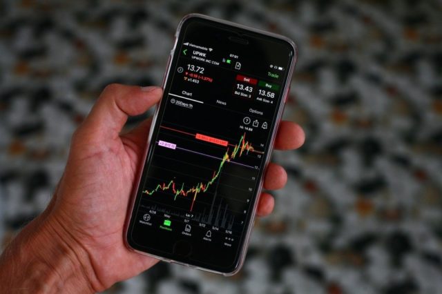 néobanque mobile trading