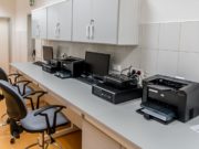 Comment nettoyer et entretenir une imprimante laser ?