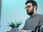 Du chaos à la clarté : comment le logiciel IA d’aide au project management simplifie la planification project management