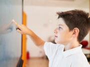 TBI : quels logiciels utiliser en classe avec un tableau numérique interactif ? tableau numérique interactif