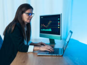 Revue sur Trade Stock Picker (tradestockpicker.com) : le courtier idéal trading crypto