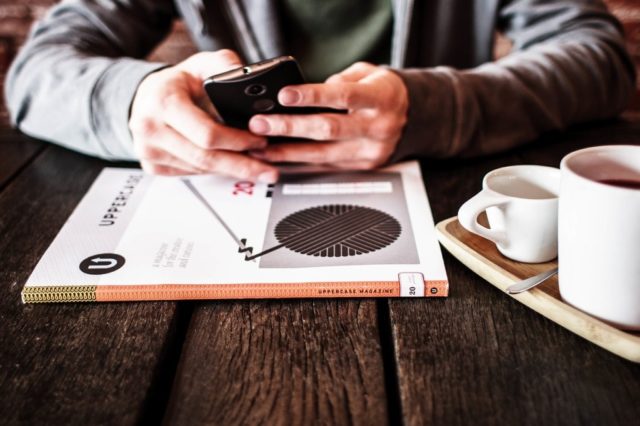 téléphone surtaxé d'entreprise