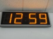 Comment choisir une horloge murale numérique ? une horloge murale numérique