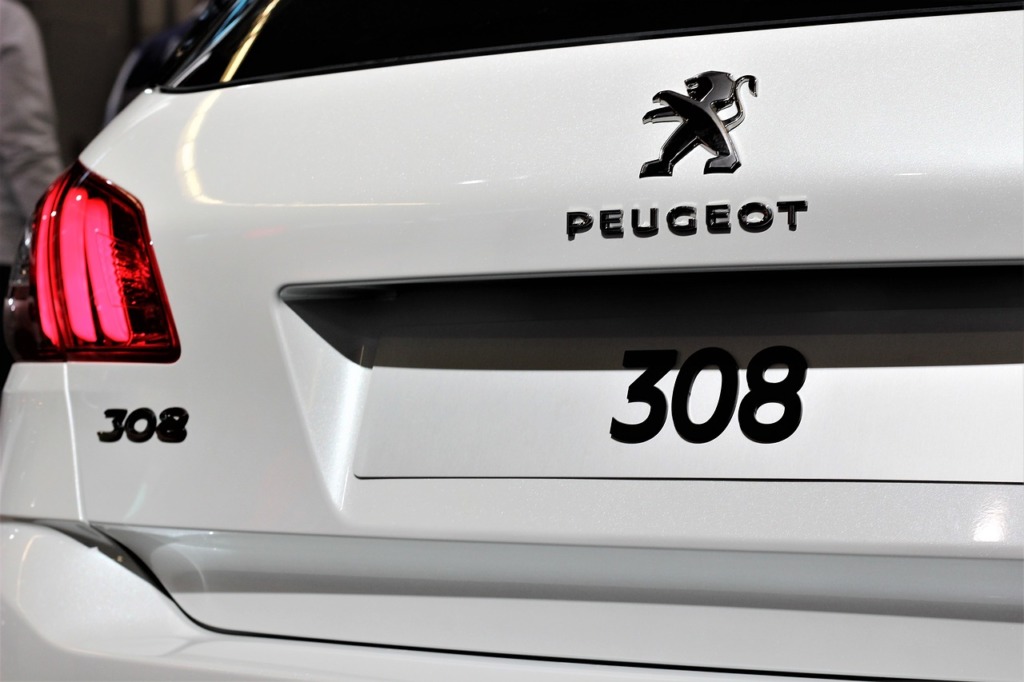 voitures Peugeot